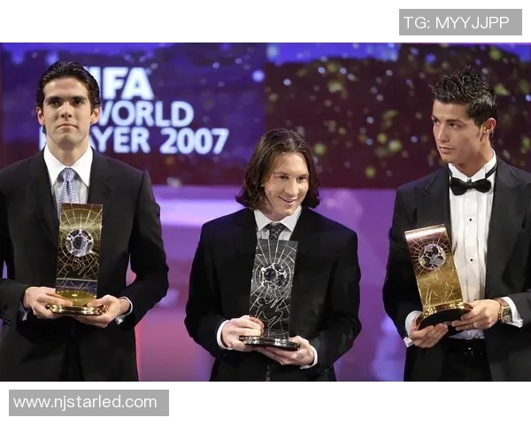 2025年足球十一大球星最新排名榜单揭秘，盘点全球顶尖球员实力对比