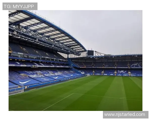 足球星潮引领全球潮流运动新时代 从绿茵场到社交媒体的风靡传奇