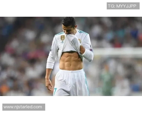 足球球星穿衣尺码揭秘：从梅西到C罗，如何选择最合适的装备尺寸